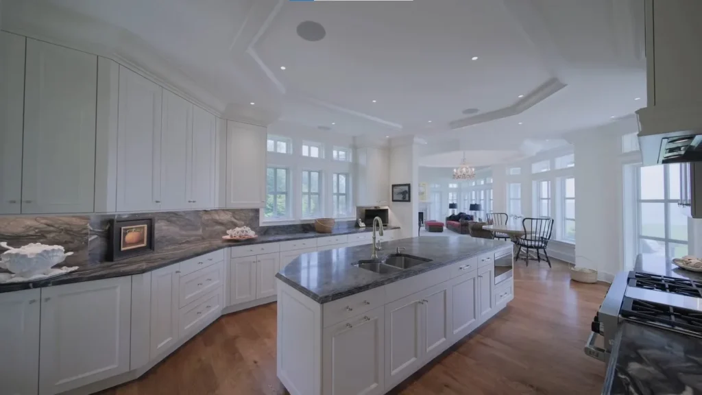 cape code style house