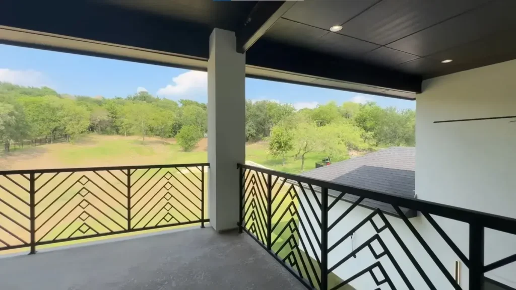 energy efficient modern house